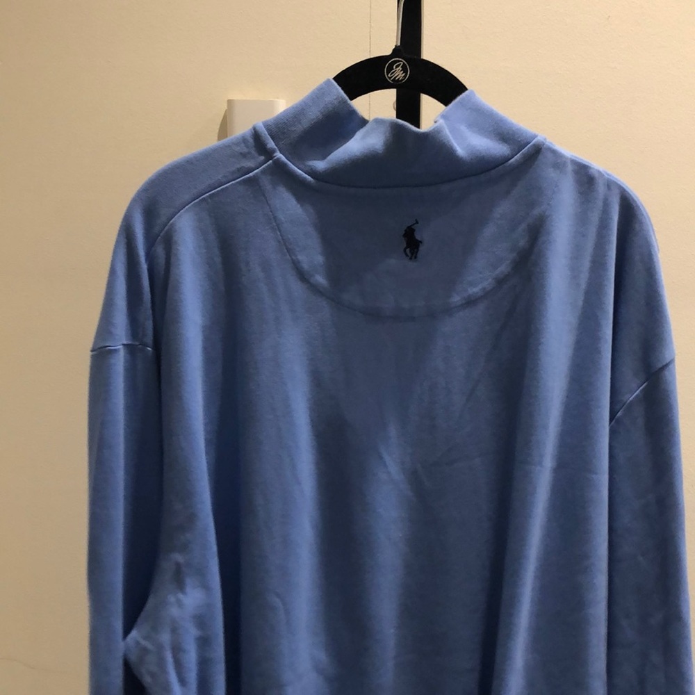 Sweatshirt - Picture 2 of 4